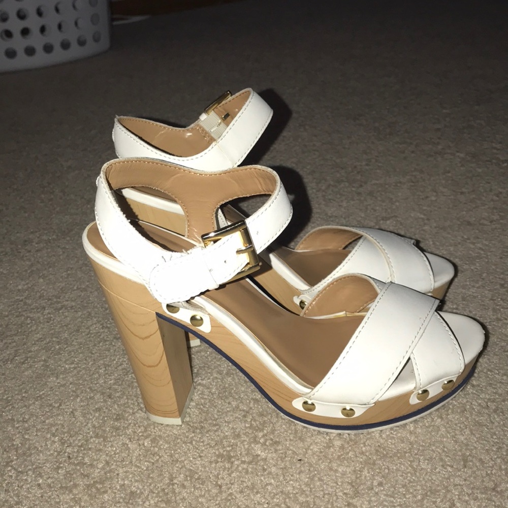 Tommy Hilfiger white and tan heels